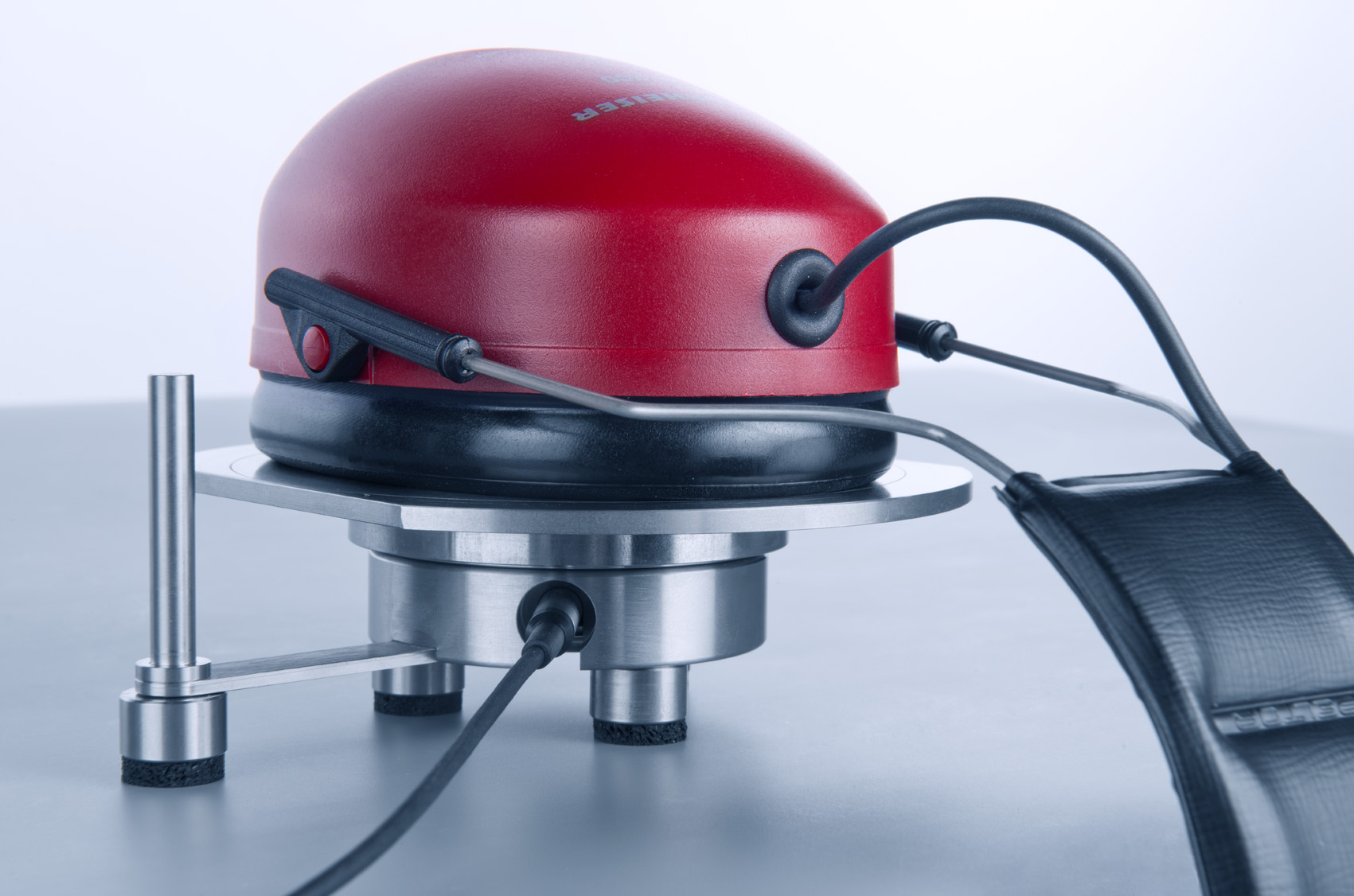 Calibration service audiometry of an artificial ear
